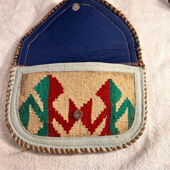 One of a kind. Hand made women’s leather kilim bag. - Picture 3 of 8
